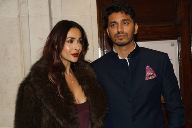 Opening night of ALL MY SONS at Wyndham™s Theatre in London, UK, on 21st November 2025. Malaika Arora (L) and guest at the opening night of ALL MY SONS at Wyndham™s Theatre in London, UK, on 21st November 2025., Credit:Oleksii Ovcharenko Avalon United Kingdom, London  Copyright: xOleksiixOvcharenkox xAvalonx 1053797355