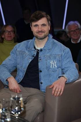 NDR TALKSHOW 21 11 2025 Phil Laude, NDR talk show from Studio Lokstedt, Hamburg, 21 11 2025 Copyright: xEventpressxMPx