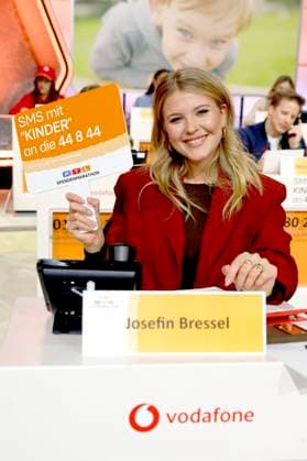 Josefin Bressel at the 30 RTL Spendenmarathon 2025 in Studio 8 of EMG Studios Hürth, 21 11 2025 Foto:xR.xStoffelsx xFuturexImagex spendenmarathon_5717
