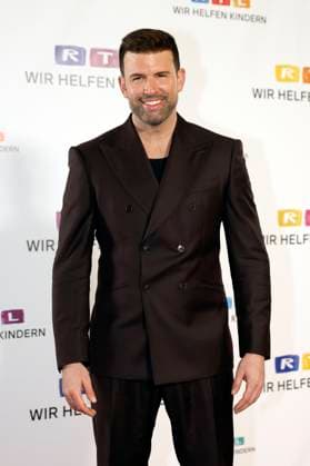 Jay Khan at the 30 RTL Spendenmarathon 2025 in Studio 8 of EMG Studios Hürth, 21 11 2025 Foto:xR.xStoffelsx xFuturexImagex spendenmarathon_5805