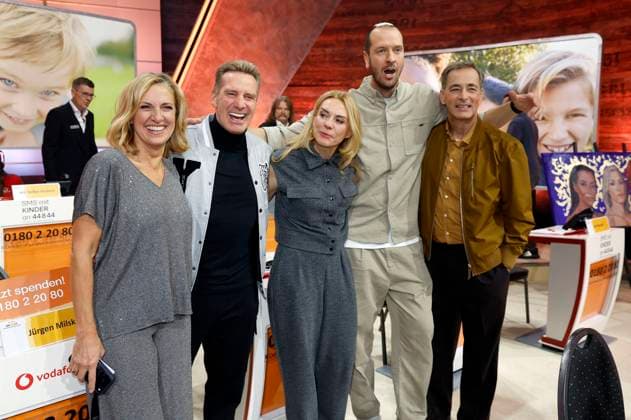 Gesa Eberl, Jürgen Milski, Inga Leschek, Pascal Hens and Jan Sosniok at the 30 RTL Spendenmarathon 2025 in Studio 8 at EMG Studios Hürth, 21 11 2025 Foto:xR.xStoffelsx xFuturexImagex spendenmarathon_5817