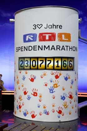 30 RTL Spendenmarathon 2025 in Studio 8 of EMG Studios Hürth, 21 11 2025 Foto:xR.xStoffelsx xFuturexImagex spendenmarathon_5919