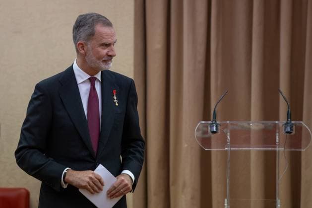 Event at the Congress: 50 Years of the Monarchy in Madrid, Spain - 21 Nov 2025 King Felipe VI is seen during the colloquium 50 years later: the Crown in the transition to democracy , to commemorate the 50th anniversary of the Monarchy, in the Congress of Deputies in Madrid. Madrid Spain Copyright: xDavidxCanalesx xSOPAxImagesx DCReyesCongreso251121-18