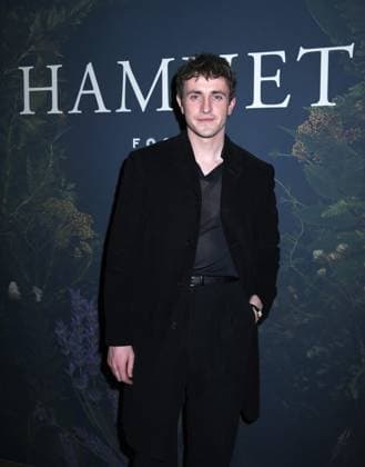 November 21, 2025, New York, Ny, United States: Paul Mescal attends the New York Premiere of Hamnet . Held at The Whitby Hotel in New York. Zuma Press November 21, 2025. New York United States - ZUMAp281 20251121_zea_p281_045 Copyright: xPhotoxImagexPressx