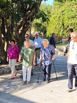 21-11-2025 Antillen Princess Beatrix visited the Public Library and the Government Guest House on the island of Sint Eustatius. Â  Copyright: xPPEx