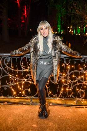 abb Annemarie Eilfeld Sangerin as guest at the premiere Christmas in the zoo with celebrities on 21 11 2025 in Berlin Berlin Germany
