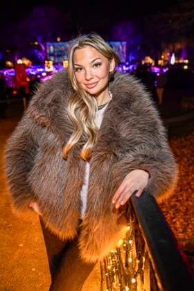 abb Chiara Henriette Madeleine Bernadette Margrete Ohoven Actress as guest at the premiere Christmas at the zoo with celebrities on 21 11 2025 in Berlin Berlin Germany