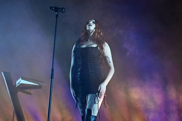 Raven Numan performing at Eventim Apollo in London LONDON, ENGLAND - NOVEMBER 21: Raven Numan performing at Eventim Apollo on November 21, 2025 in London, England. CAP MAR MAR Great Britain Copyright: xMartinxHarris CapitalxPicturesx