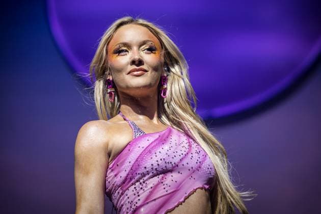 Zara Larsson live in Oslo, Norway Oslo, Norway. 21st, November 2025. The Swedish singer Zara Larsson performs a live concert at Unity Arena in Oslo. Norway, Oslo, Unity Arena  Copyright: xGonzalesxPhoto TerjexDokkenx