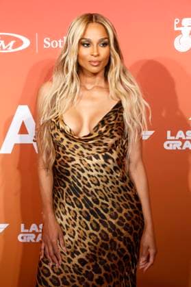 Ciara at the amfAR Las Vegas Gala 2025 at the Wynn Las Vegas Las Vegas Hotel, 21 11 2025 Foto:xJ.xBlocx xFuturexImagex amfar_vegas_5164