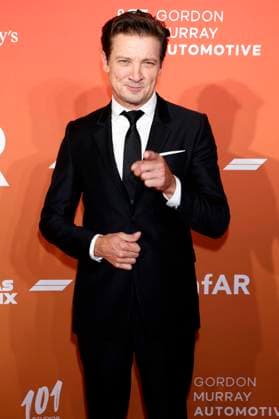 Jeremy Renner at the amfAR Las Vegas Gala 2025 at the Hotel Wynn Las Vegas Las Vegas, 21 11 2025 Foto:xJ.xBlocx xFuturexImagex amfar_vegas_5238