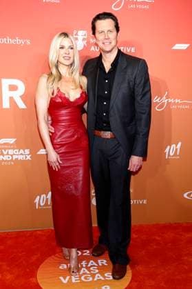 Ali Larter with husband Hayes MacArthur at the amfAR Las Vegas Gala 2025 at the Wynn Las Vegas Hotel Las Vegas, 21 11 2025 Foto:xJ.xBlocx xFuturexImagex amfar_vegas_5249