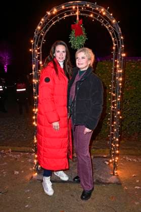 Katrin Wrobel and Eva Imhof at the opening of Christmas at Tierpark 2025 at Friedrichsfelde Palace in Tierpark Berlin Berlin, 21 11 2025 Foto:xN.xKubelkax xFuturexImagex tierpark_5156