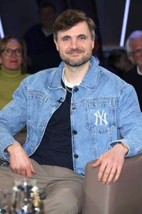 Phil Laude at the recording of the NDR Talk Show in the NDR television studio Lokstedt Hamburg, 21 11 2025 Foto:xgbrcix xFuturexImagex ndr_talk2111_5187