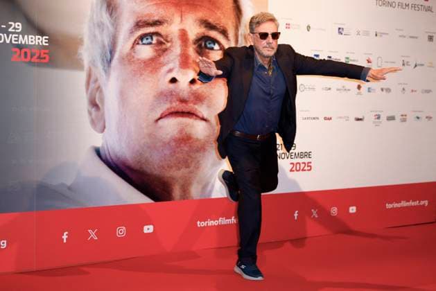 43 Turin Film Festival - Photocall TURIN, ITALY - NOVEMBER 22: Sergio Castellitto poses at the photocall of Stella della Mole Award during the 43rd Torino Film Festival 2025 at Teatro Regio on November 22, 2025 in Turin, Italy. Photo Marco Piovanotto Abacapress.com  Copyright: xPiovanottoxMarco ABACAx