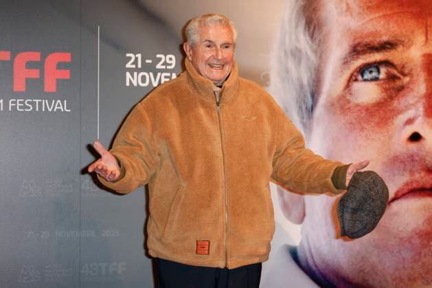 43 Turin Film Festival - Photocall TURIN, ITALY - NOVEMBER 22: Claude Lelouch poses at the photocall of Stella della Mole Award during the 43rd Torino Film Festival 2025 at Teatro Regio on November 22, 2025 in Turin, Italy. Photo Marco Piovanotto Abacapress.com  Copyright: xPiovanottoxMarco ABACAx