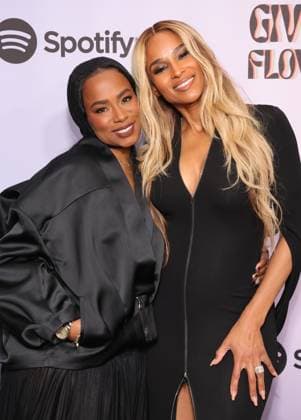 4th Annual Femme It Forward Give Her FlowHERS Gala at The Beverly Hilton Featuring: Heather Lowery, Ciara Where: Los Angeles, California, United States When: 21 Nov 2025 Credit: Faye s Vision Cover Images EDITORIAL USE ONLY. NOT FOR USE BY NEWSPAPERS BASED IN THE UK. Copyright: xx coverimg55286001