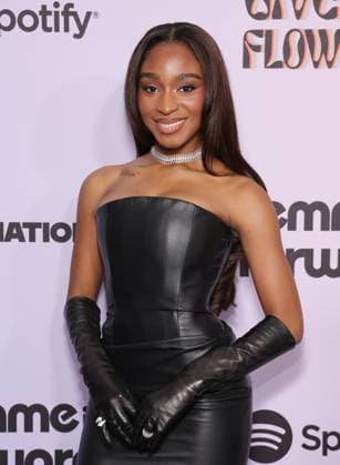 4th Annual Femme It Forward Give Her FlowHERS Gala at The Beverly Hilton Featuring: Normani Where: Los Angeles, California, United States When: 21 Nov 2025 Credit: Faye s Vision Cover Images EDITORIAL USE ONLY. NOT FOR USE BY NEWSPAPERS BASED IN THE UK. Copyright: xx coverimg55286035