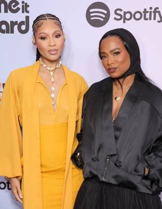4th Annual Femme It Forward Give Her FlowHERS Gala at The Beverly Hilton Featuring: Pretty Vee, Heather Lowery Where: Los Angeles, California, United States When: 21 Nov 2025 Credit: Faye s Vision Cover Images EDITORIAL USE ONLY. NOT FOR USE BY NEWSPAPERS BASED IN THE UK. Copyright: xx coverimg55285951