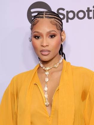4th Annual Femme It Forward Give Her FlowHERS Gala at The Beverly Hilton Featuring: Pretty Vee Where: Los Angeles, California, United States When: 21 Nov 2025 Credit: Faye s Vision Cover Images EDITORIAL USE ONLY. NOT FOR USE BY NEWSPAPERS BASED IN THE UK. Copyright: xx coverimg55285959