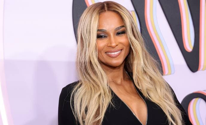 4th Annual Femme It Forward Give Her FlowHERS Gala at The Beverly Hilton Featuring: Ciara Where: Los Angeles, California, United States When: 21 Nov 2025 Credit: Faye s Vision Cover Images EDITORIAL USE ONLY. NOT FOR USE BY NEWSPAPERS BASED IN THE UK. Copyright: xx coverimg55285785