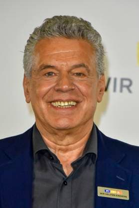 ABB Jürgen Juergen Hingsen ex 10 Kaempfer as a guest on the red carpet in the RTL studio at the charity for the 30th anniversary of the RTL Spendenmarathon wir helfen Kindern bei RTL Deutschland on 21 11 2025 2 donation day in Cologne Deutz NRW Germany
