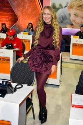 ABB Jenny Elvers actress as a guest on the donation phone in the RTL studio at the charity for the 30th anniversary of the RTL Spendenmarathon wir helfen Kindern bei RTL Deutschland on 21 11 2025 2 Donation day in Cologne Deutz NRW Germany