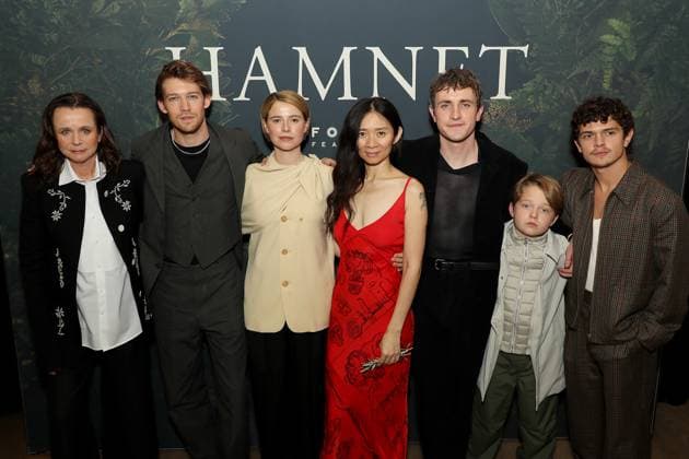 New York special screening of Focus Features Hamnet in select theaters Nov. 26th and Nationwide Dec 5th at The Whitby Hotel screening room Featuring: (L-R) Emily Watson, Joe Alwyn, Jessie Buckley, Chloe Zhao (Director, Writer), Paul Mescal, Jacobi Jupe and Noah Jupe Where: New York, New York, United States When: 21 Nov 2025 Credit: Marion Curtis StarPix for Focus Features INSTARimages EDITORIAL USE ONLY. NOT FOR USE BY NEWSPAPERS BASED IN THE UK. Copyright: xx instar55286404