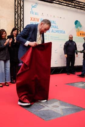 Actor John Rhys Davies unveils his star on the Almeria Walk of Fame Actor John Rhys Davies unveils his star on the Almeria Walk of Fame, November 22, 2025 in Almeria Andalusia, Spain Actor John Rhys Davies has swept this Saturday with his presence and charisma at the International Film Festival of Almeria Fical that recognizes him with its highest award for his role as Sallah, the good-natured Egyptian and ally of Indiana Jones in the films shot under the orders of Steven Spielberg, for which the fans of the saga have expressed a deep affection If you love your audience and take care of them, one day they will take care of you, said the interpreter 22 NOVEMBER 2025 Marian Leó Almeria Almeria Spain  Copyright: xMarianxLeonx 7118280