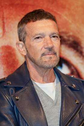 43 Turin Film Festival - Antonio Banderas at Stella della Mole Award’s photocall TURIN, ITALY - NOVEMBER 22: Antonio Banderas poses at the photocall of Stella della Mole Award during the 43rd Torino Film Festival 2025 at Teatro Regio on November 22, 2025 in Turin, Italy. Photo Marco Piovanotto Abacapress.com  Copyright: xPiovanottoxMarco ABACAx
