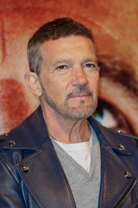 43 Turin Film Festival - Antonio Banderas at Stella della Mole Award’s photocall TURIN, ITALY - NOVEMBER 22: Antonio Banderas poses at the photocall of Stella della Mole Award during the 43rd Torino Film Festival 2025 at Teatro Regio on November 22, 2025 in Turin, Italy. Photo Marco Piovanotto Abacapress.com  Copyright: xPiovanottoxMarco ABACAx