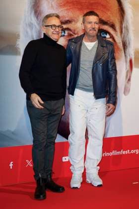 43 Turin Film Festival - Antonio Banderas at Stella della Mole Award’s photocall TURIN, ITALY - NOVEMBER 22: Paolo Del Brocco, Antonio Banderas pose at the photocall of Stella della Mole Award during the 43rd Torino Film Festival 2025 at Teatro Regio on November 22, 2025 in Turin, Italy. Photo Marco Piovanotto Abacapress.com  Copyright: xPiovanottoxMarco ABACAx
