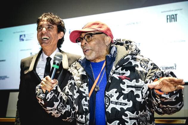 November 22, 2025, Torino: Spike Lee (D) insieme al direttore del Festival Giulio Base presenta il suo film Highest 2 Lowest presso il cinema Massimo nell ambito del Torino film festival Tff. Torino 22 novembre 2025 ANSA TINO ROMANO. Torino  - ZUMAa110 20251122_zaf_a110_053 Copyright: xTinoxRomanox