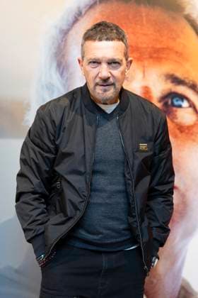43 Turin Film Festival - Antonio Banderas TURIN, ITALY - NOVEMBER 22: Antonio Banderas poses after the screening of DOLOR Y GLORIA during the 43rd Torino Film Festival 2025 at Teatro Regio on November 22, 2025 in Turin, Italy. Photo Marco Piovanotto Abacapress.com  Copyright: xPiovanottoxMarco ABACAx
