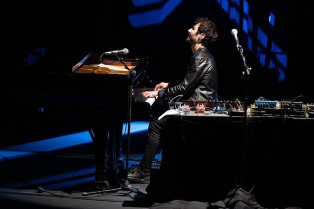 Tigran Hamasyan performs in Madrid, Spain - 22 Nov 2025 Armenian jazz pianist Tigran Hamasyan performs during the JAZZMADRID concert at the Fernanda Gómez Theatre in Madrid. Madrid Spain Copyright: xAtilanoxGarciax xSOPAxImagesx photo01192