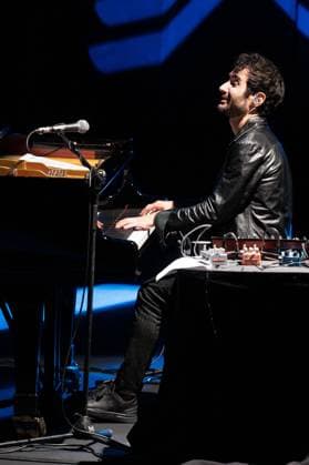 Tigran Hamasyan performs in Madrid, Spain - 22 Nov 2025 Armenian jazz pianist Tigran Hamasyan performs during the JAZZMADRID concert at the Fernanda Gómez Theatre in Madrid. Madrid Spain Copyright: xAtilanoxGarciax xSOPAxImagesx photo01194