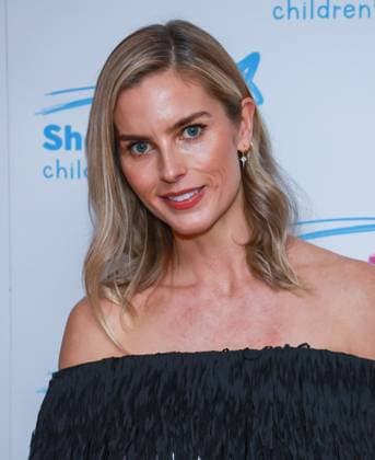 November 22, 2025, London, United Kingdom: Frida Redknapp seen attending the Shooting Star Ball in aid of Shooting Star Children s Hospices at the Royal Lancaster Hotel. London United Kingdom - ZUMAs197 20251122_aaa_s197_283 Copyright: xBrettxCovex