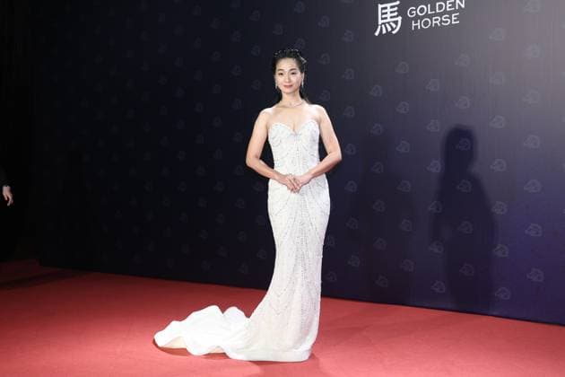 62nd Golden Horse Awards in Taipei TAIPEI, CHINA - NOVEMBER 22, 2025 - Taiwanese actress Vera Chen on the red carpet of the 62nd Golden Horse Awards in Taipei, China on November 22, 2025. Taipei Taiwan China  Copyright: xCFOTOx i1763898958003