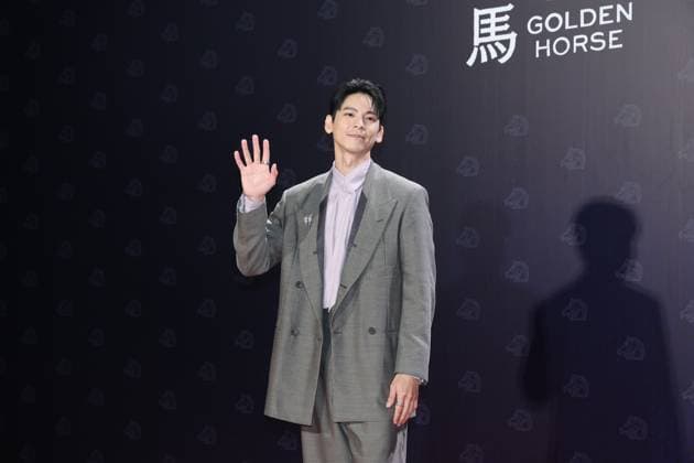 62nd Golden Horse Awards in Taipei Taiwanese actor Austin Lin on the red carpet of the 62nd Golden Horse Awards in Taipei, China on November 22, 2025. Taipei Taiwan China  Copyright: xCFOTOx i1763899083642