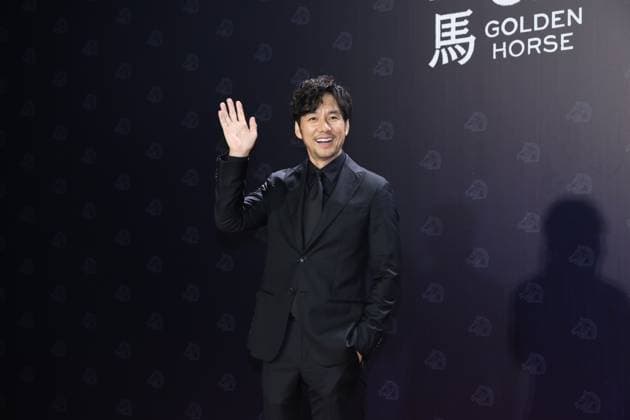 62nd Golden Horse Awards in Taipei TAIPEI, CHINA - NOVEMBER 22, 2025 - Japanese actor Hidetoshi Nishijima on the red carpet of the 62nd Golden Horse Awards in Taipei, China on November 22, 2025. Taipei Taiwan China  Copyright: xCFOTOx i1763908998129