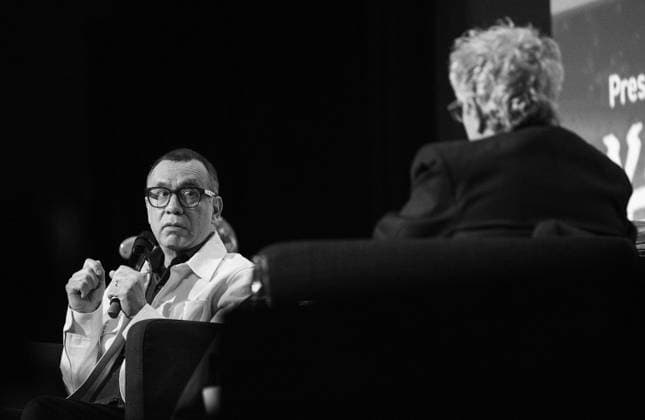 November 22, 2025, Dallas, Texas, USA : FRED ARMISEN being interviewed by BART WEISS Artistic Director at VideoFest Dallas USA - ZUMAm147 20251122_zap_m147_005 Copyright: xHossxMcBainx