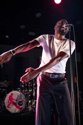 Joshua Idehen at Eventim Apollo Joshua Idehen performs at Eventim Apollo in London on 22nd November 2025, supporting Baxter Dury., Credit:Zoran Veselinovic Avalon UK, London, Eventim Apollo  Copyright: xZoranxVeselinovicx xAvalonx 1054074137