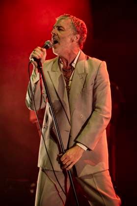 Baxter Dury at Eventim Apollo Baxter Dury performs at Eventim Apollo in London on 22nd November 2025., Credit:Zoran Veselinovic Avalon UK, London, Eventim Apollo  Copyright: xZoranxVeselinovicx xAvalonx 1054060323