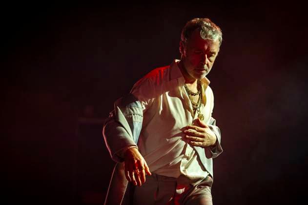 Baxter Dury at Eventim Apollo Baxter Dury performs at Eventim Apollo in London on 22nd November 2025., Credit:Zoran Veselinovic Avalon UK, London, Eventim Apollo  Copyright: xZoranxVeselinovicx xAvalonx 1054060409