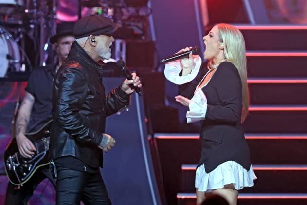 ZDF Die Giovanni Zarrella Show singer Nino de Angelo and singer Marina Marx during the ZDF entertainment program Die Giovanni Zarrella Show on 22 11 2025 in the Messehalle Offenburg 20251122SBK0062