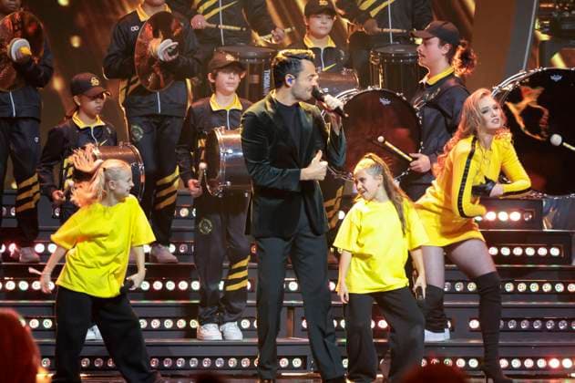 Giovanni Zarrella in the ZDF music show The Giovanni Zarrella Show live from the Offenburg Exhibition Center Offenburg, 22 11 2025 Foto:xR.xSchmiegeltx xFuturexImagex zarrella_5107