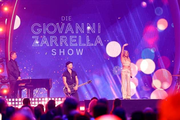 Michelle in the ZDF music show Die Giovanni Zarrella Show live from the Offenburg Exhibition Center Offenburg, 22 11 2025 Foto:xR.xSchmiegeltx xFuturexImagex zarrella_5127