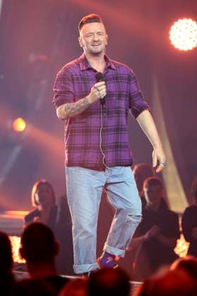 Ben Zucker in the ZDF music show The Giovanni Zarrella Show live from the Offenburg Exhibition Center Offenburg, 22 11 2025 Foto:xR.xSchmiegeltx xFuturexImagex zarrella_5160