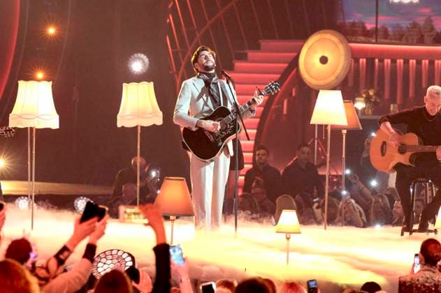 Alvaro Soler in the ZDF music show The Giovanni Zarrella Show live from the Offenburg Exhibition Center Offenburg, 22 11 2025 Foto:xR.xSchmiegeltx xFuturexImagex zarrella_5171