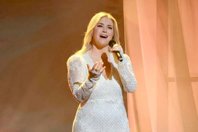 Beatrice Egli in the ZDF music show The Giovanni Zarrella Show live from the Offenburg Exhibition Center Offenburg, 22 11 2025 Foto:xR.xSchmiegeltx xFuturexImagex zarrella_5204